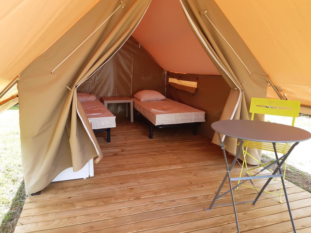 Camping De La Miniere Forges-les-Eaux Exterior photo